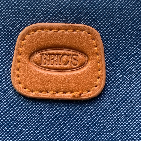 Bric's Philippine Airlines Business Class Toiletry Bag Navy Travel Zipper HTF - Picture 2 of 7